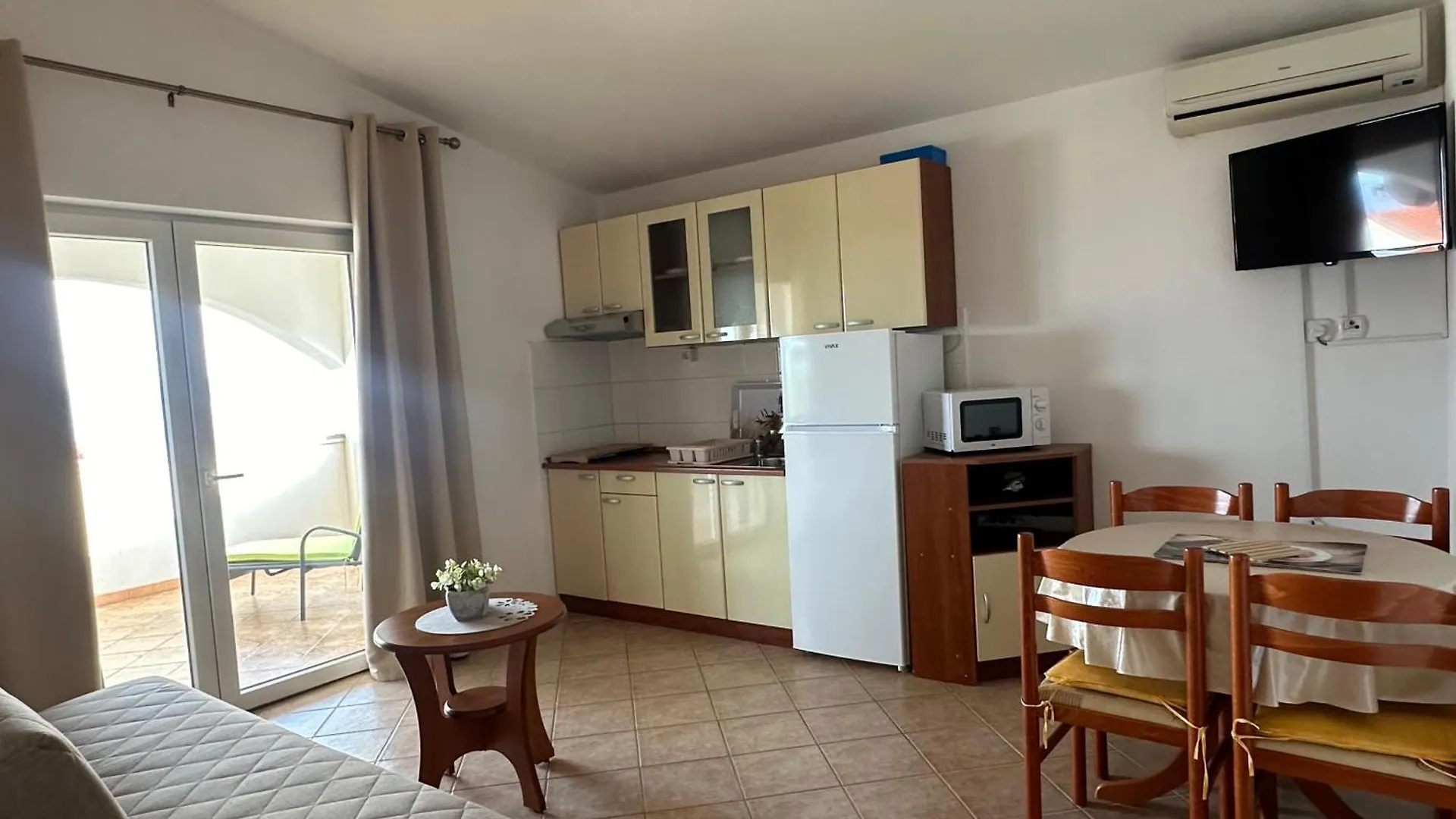 Apartment Apartmani Lm Trogir Croatia
