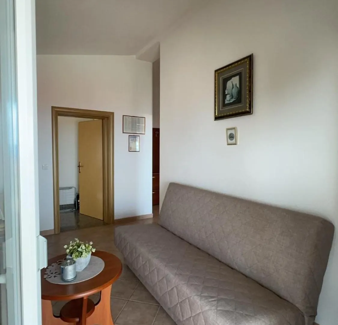 Apartmani Lm Trogir