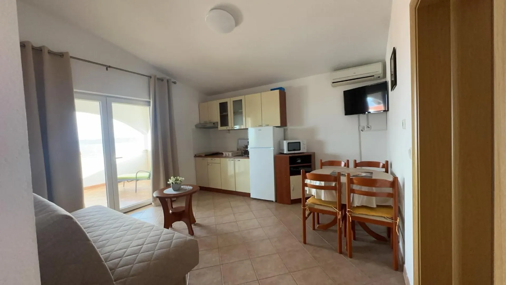 Apartmani Lm Trogir